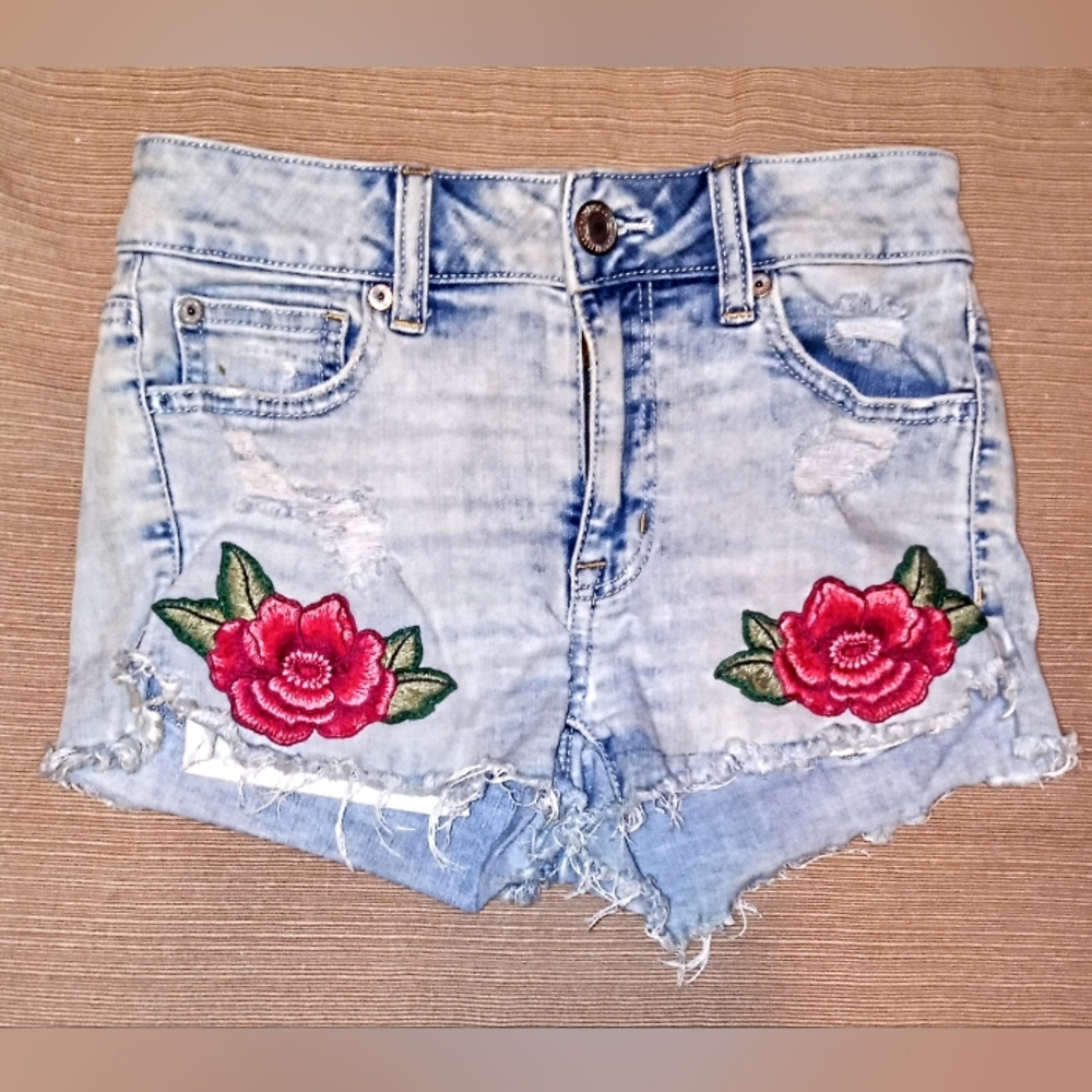 American Eagle Embroidered Denim Women Highrise Shorts Size 0